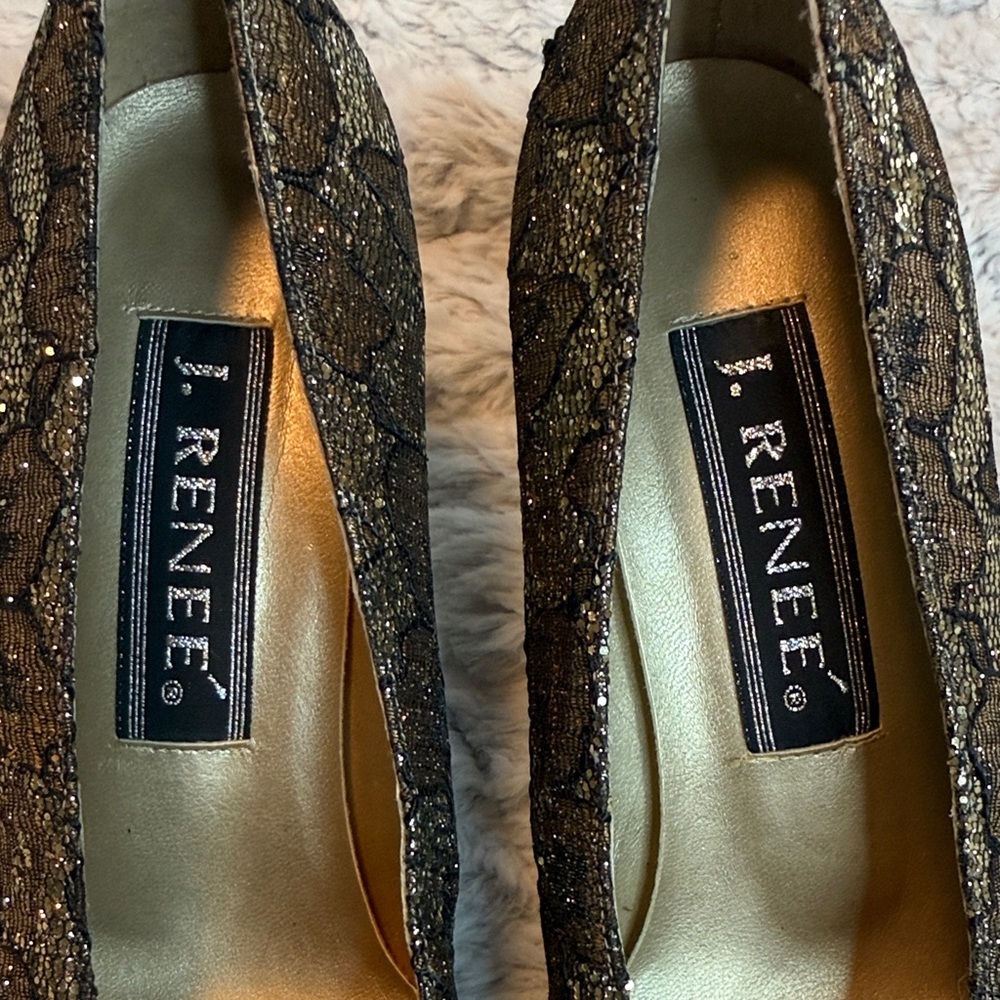 J.Renee Pumps - Picture 5 of 8
